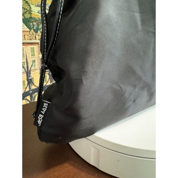 Betty Boop Shoulder Bag Black Polyester 15" L x 10" H x 3.5" D - Picture 4 of 8